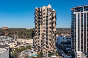 The Grandview in Atlanta, GA - Building Photo
