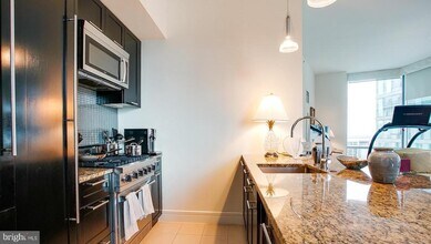 1414 S Penn Square in Philadelphia, PA - Building Photo - Building Photo
