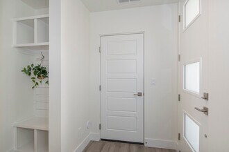 478 E Violets Cv Ln in Garden City, ID - Building Photo - Building Photo