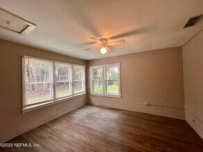 206 Chestnut St in Crescent City, FL - Building Photo - Building Photo