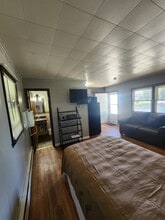 605 30th Ave W, Unit #4 in Alexandria, MN - Foto de edificio - Building Photo