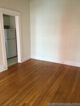 208 Winthrop Rd in Brookline, MA - Foto de edificio - Building Photo