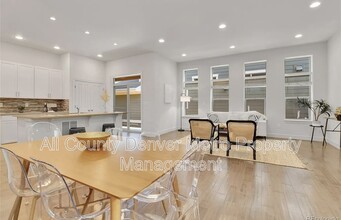 9045 E 58th Dr in Denver, CO - Building Photo - Building Photo
