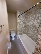 1829 NW LOVEJOY in Portland, OR - Building Photo - Building Photo