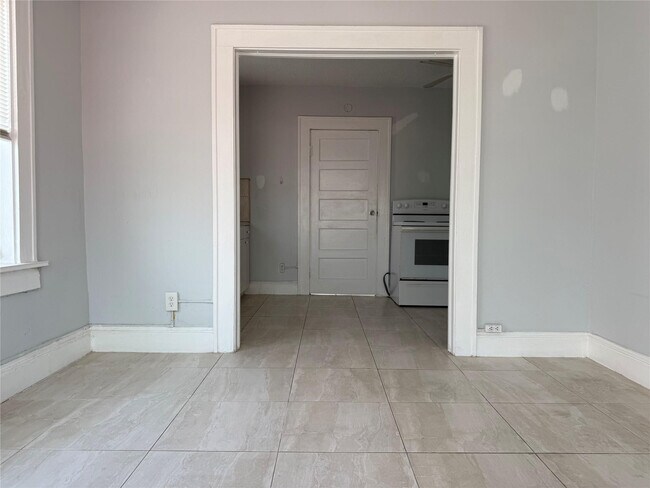 1621 Van Buren St in Hollywood, FL - Foto de edificio - Building Photo