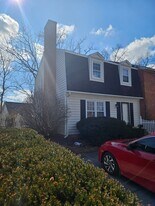 813 Appleseed Ct in Winchester, VA - Building Photo