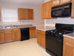 204 Rankin Cir in Mcdonough, GA - Building Photo - Building Photo