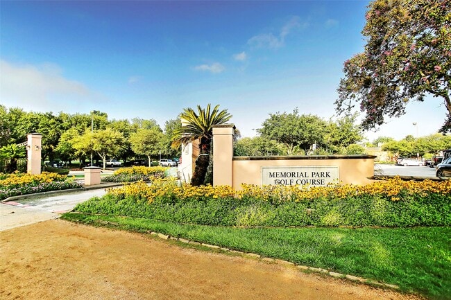 property at 5203 Beechnut St