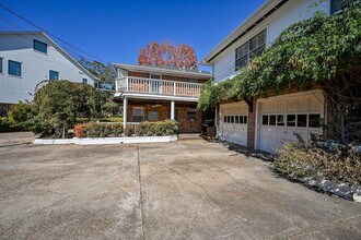 2821 Eastgrove Ln in Houston, TX - Building Photo - Building Photo