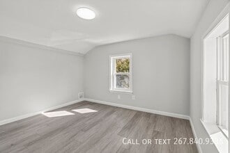 16 Berkley Rd in Mount Royal, NJ - Building Photo - Building Photo