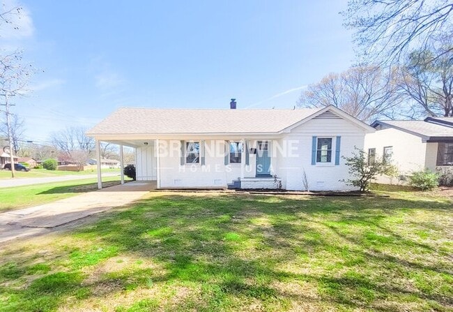 property at 1822 Dearing Rd