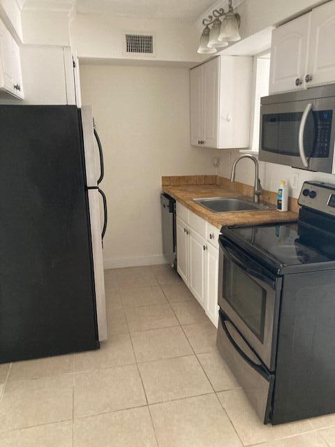 623 NE 6th St in Boynton Beach, FL - Building Photo - Building Photo