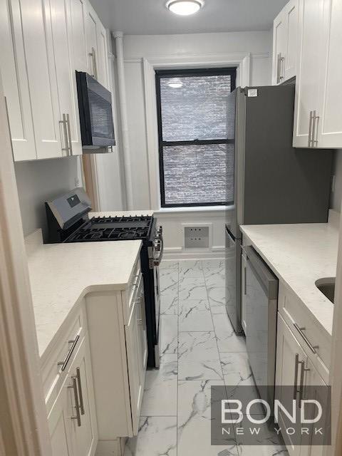 property at 155 E 91st St