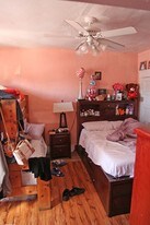 2906 S San Pedro St in Los Angeles, CA - Building Photo