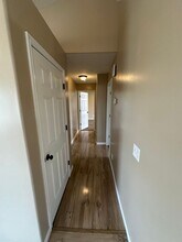 8354 Oak Run Dr in West Jordan, UT - Building Photo - Building Photo