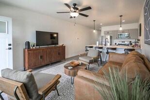 Highland Park Apartments in Anderson, IN - Building Photo