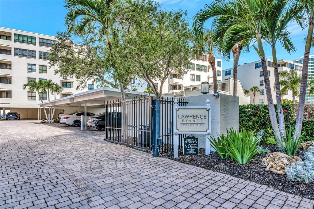 101 Sunset Dr in Sarasota, FL - Building Photo