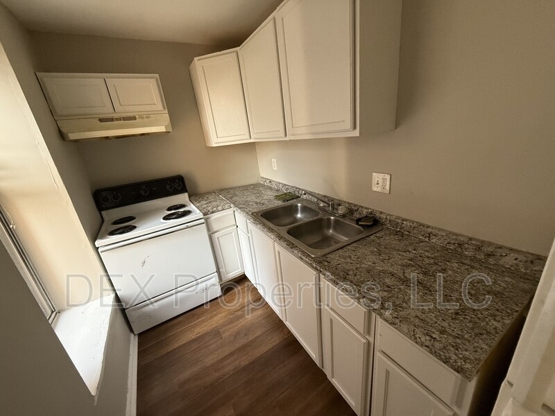 1324 Academy Ave in St. Louis, MO - Building Photo