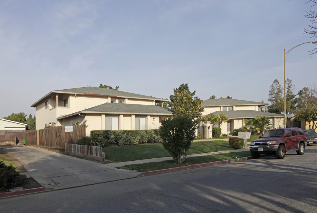 5803-5811 El Zuparko Dr in San Jose, CA - Building Photo