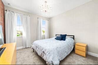 2011 NW Cataluna Cir in Port St. Lucie, FL - Building Photo - Building Photo