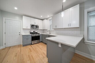 3014 N California Ave in Chicago, IL - Building Photo - Building Photo