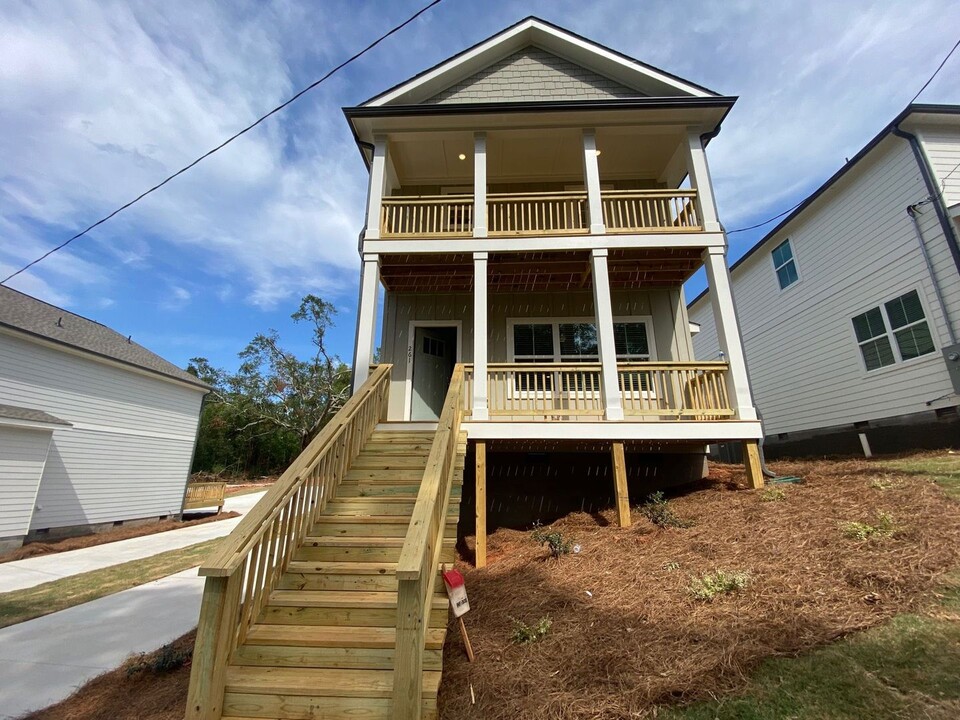 261 Bailey St in Athens, GA - Building Photo