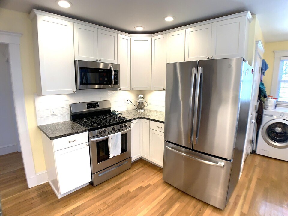 36 Montvale St in Boston, MA - Building Photo