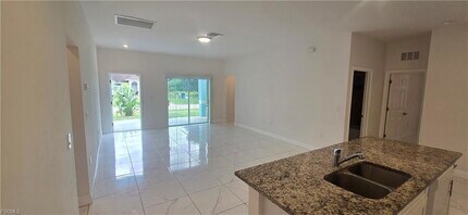 4602 25th St SW in Lehigh Acres, FL - Building Photo - Building Photo