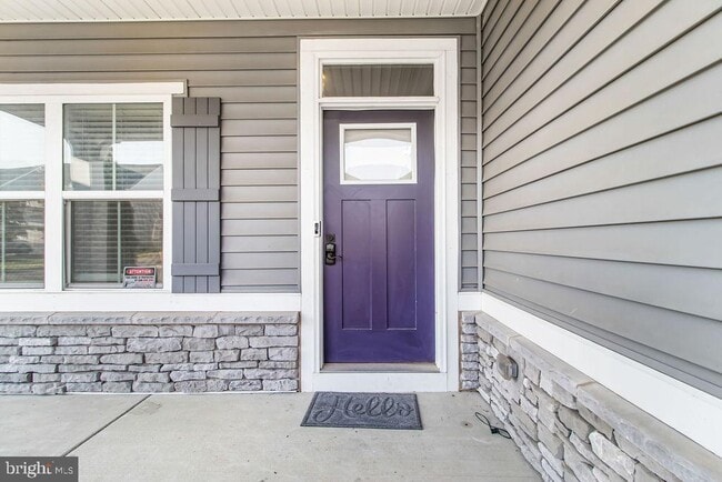 property at 2305 Wadlow Ln