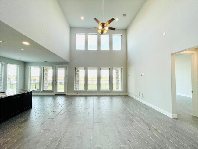 596 Santa Rosa Hls Dr