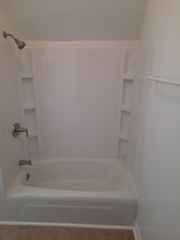 412 S Washington St, Unit Upper in Watertown, WI - Building Photo - Building Photo