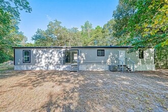 14572 Hasara Ln in Willis, TX - Foto de edificio - Building Photo