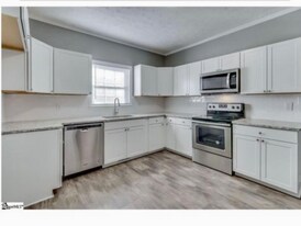 4 Kilgore St in Greenville, SC - Building Photo