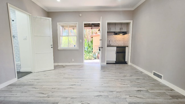 1820 N Harvard Blvd in Los Angeles, CA - Building Photo - Building Photo