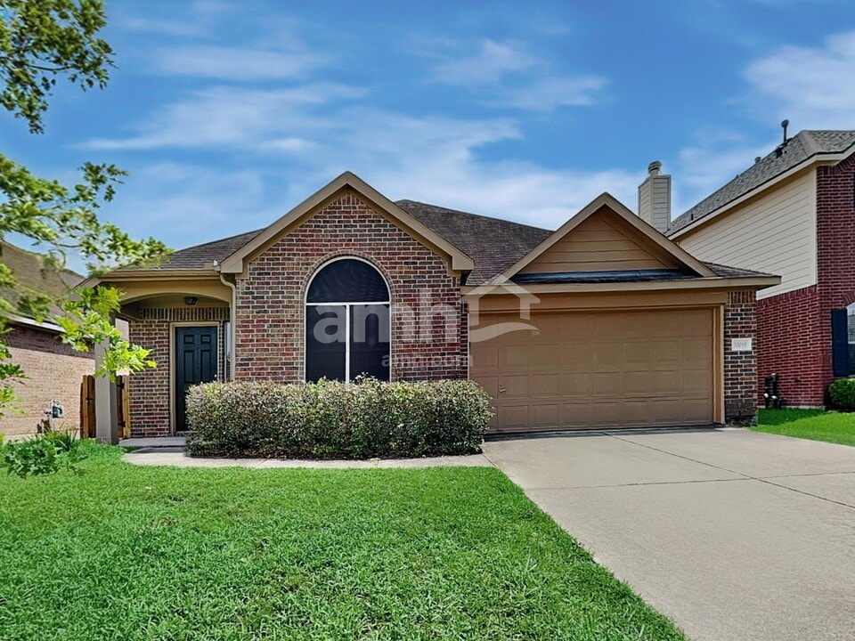 10019 Blissful Valley Ln in Tomball, TX - Building Photo