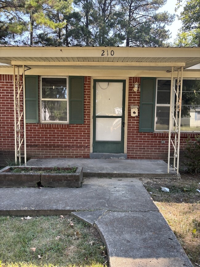 property at 210 S Hazel St