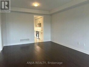 13 Albert Newell Dr in Markham, ON - Building Photo - Building Photo