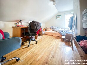 28A Cherry St, Unit 2 in Somerville, MA - Building Photo - Building Photo