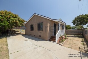 175 Anita St in Chula Vista, CA - Building Photo