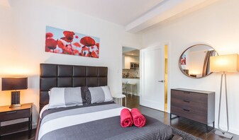 4215 Glencoe Ave, Unit 310 in Marina Del Rey, CA - Building Photo