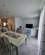 2436 Skyline Lp in Kissimmee, FL - Building Photo - Building Photo