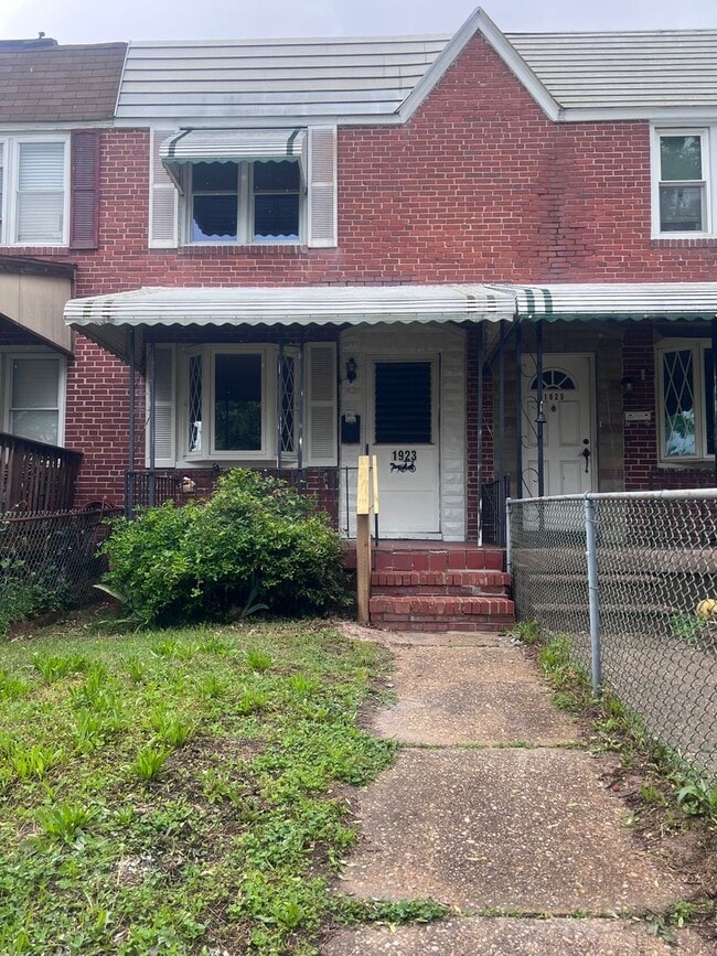 property at 1923 Harman Ave