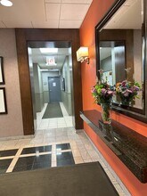 6700 S South Shore Dr in Chicago, IL - Building Photo - Building Photo