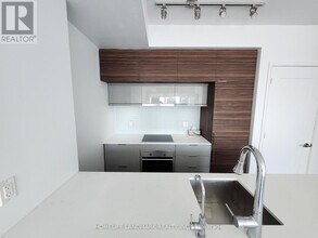 88 Scott St in Toronto, ON - Building Photo - Building Photo