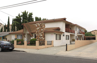 13425 Kornblum Ave Apartamentos