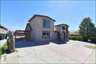 908 Bolivia St in El Paso, TX - Building Photo - Building Photo