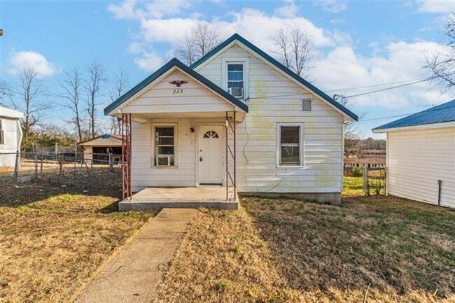 property at 229 Eastview Dr