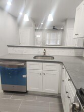 328 N Redfield St in Philadelphia, PA - Building Photo - Building Photo