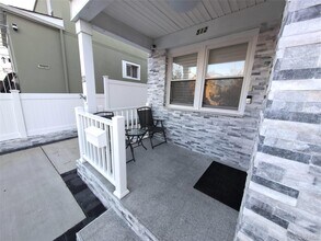 512 E State St in Long Beach, NY - Building Photo - Building Photo