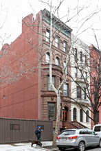 61 W 88th St in New York, NY - Building Photo - Building Photo